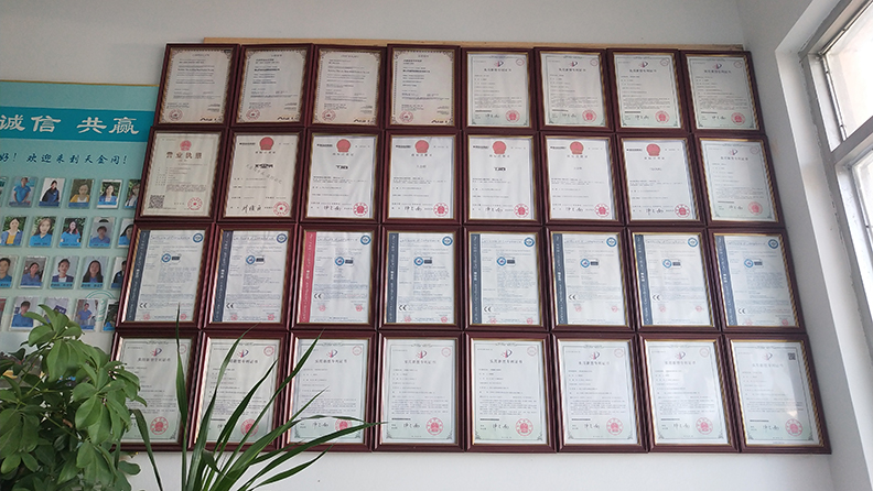 21項國家專利，8項CE認證